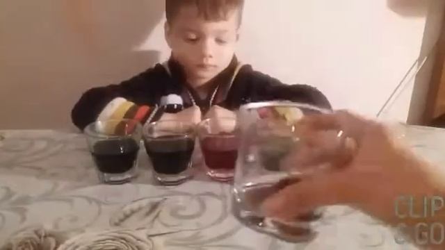 Эксперименты с ORBEEZ. Experiment of orbeez. Красим orbeez. Делаем укол орбизу... смотреть онлайн