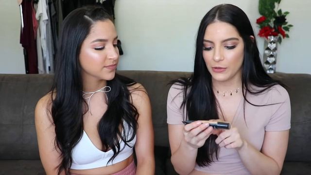 April Favorites 2017! смотреть онлайн