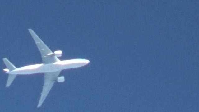 "KLM Asia" : Boeing 777-206(ER) - PH-BQK - Flying from Amsterdam to Oranjestad! смотреть онлайн