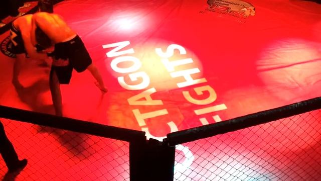 Нурмагамедов Магамед Octagon Figth 4-май в клубе North Hall смотреть онлайн