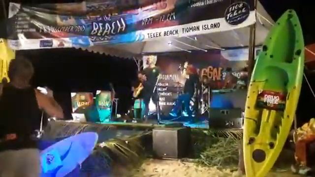 RUDY PROJECT AK ,ARU ROB AND RASTA SYNDICATE @ TIOMAN REGGAE AND SURF FESTIVAL смотреть онлайн