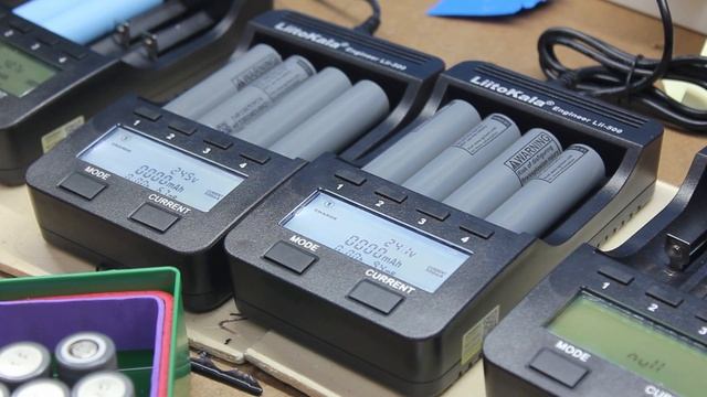 The safest way to revive low voltage Li-ion cells смотреть онлайн