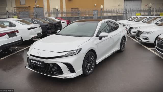 Новая! Toyota Camry десятого поколения XV80 смотреть онлайн