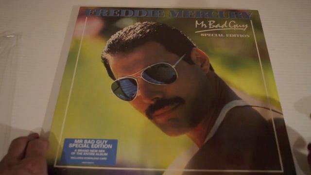FREDDIE MERCURY - NEVER BORING! смотреть онлайн