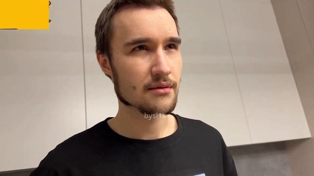 ДУЭЛЬ МЕЖДУ КОРЕШЕМ И ГОРИЛЛОЙ смотреть онлайн