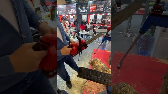 Аккумуляторная китайская пила / полностью из пластика - детские игрушки для взрослых смотреть онлайн