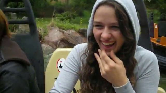 Piranha 25-09-09 met ehh, vooral met Ester! смотреть онлайн