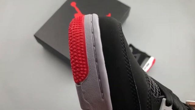 AIR JORDAN 4 RETRO OG ‘BRED’ BLACK/CEMENT GREY-WHITE-FIRE RED смотреть онлайн