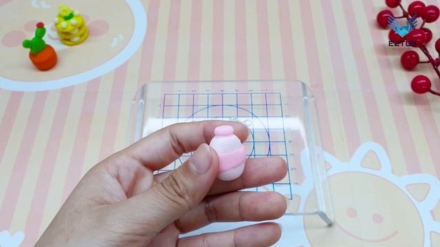 How to make clay cute strawberry milk bottle | Tiny Polymer Clay Arts смотреть онлайн