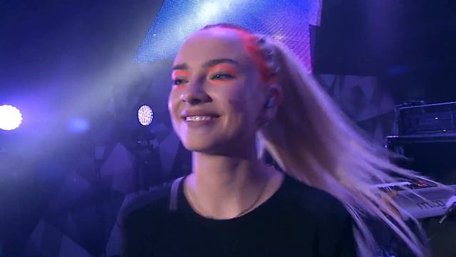 [ESK 2016] Natalia Nykiel & Golden Parazyth - Bądź Duży смотреть онлайн