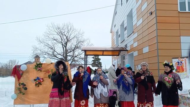 Праздничный концерт «С песней по жизни» (2) смотреть онлайн