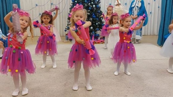 Танец "Конфетки"