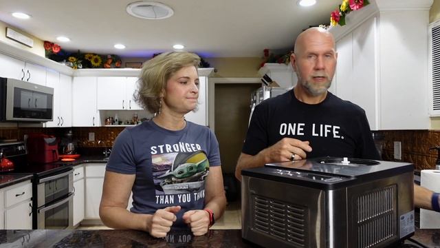 How to make Keto Chow Ice Cream using an ice cream maker смотреть онлайн
