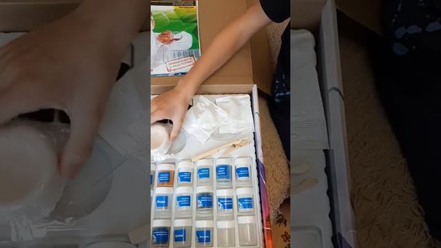 Ознакомительное видео с большой химической лабораторией смотреть онлайн