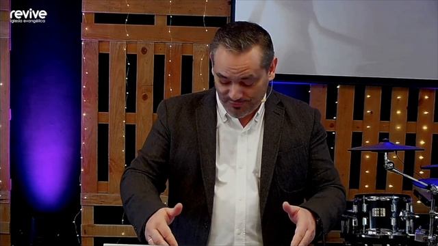 Abraham Solla: Ester, de huérfana a reina (Ester 1:1 a 2:18) смотреть онлайн