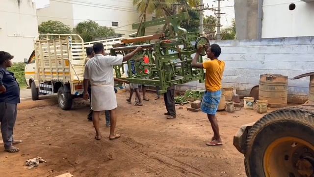 Premium Quality ''Sree Venkateswarra Looms'' Elampillai (Ph:6382718331) смотреть онлайн
