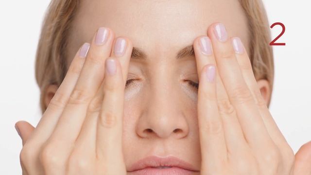 Clarins How-To: Total Eye Lift | Clarins Malaysia