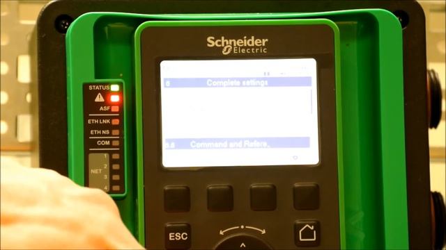 Configuring a Command Switch on Altivar Process 630 & 930 Drives(10) смотреть онлайн