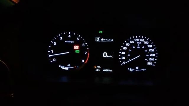 Pulling the electronic parking brake while driving - Hyundai/Kia смотреть онлайн