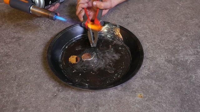 EXPERIMENT With Gallium Fidget Spinner смотреть онлайн