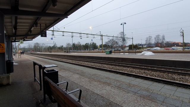 Västtåg Til Vänersborg Og Annonsering Av VY Til Oslo !