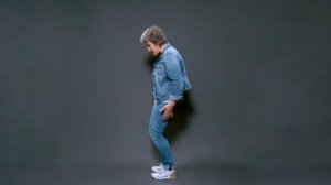 Позвоночник тянем мягко за 4 минуты. Бережные упражнения Шумиловой