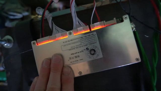 Отгрузил клиенту новую батарею LiFePO4 26S 56AH EVE смотреть онлайн