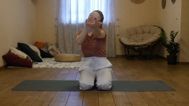 Интуитивный танец Урок 3 Экспресс практика "Соединение с телом после активного дня" смотреть онлайн