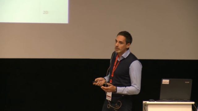Andreas Altenburg - CRM: Von Newsletter-Monolog zum Multi-Channel-Dialog - OMCap 2013 смотреть онлайн