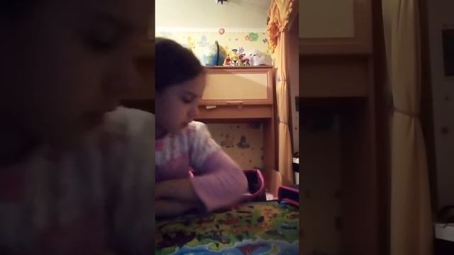Собираю рюкзак в школу на понедельник смотреть онлайн