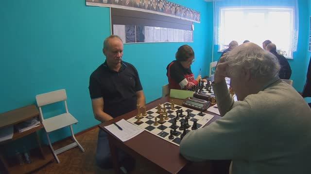 Личное первенство г.Ленинск-Кузнецкий по шахматам 1-тур. Веденичев-Барышев 0:1 14.01.2024 г. смотреть онлайн
