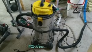 Строительный пылесос в мастерскую - мой выбор.