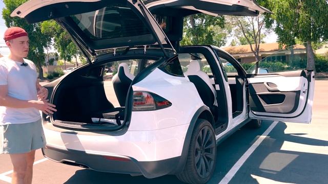 Тесла Model Y против Model X: НЕОЖИДАННЫЕ РАЗЛИЧИЯ! смотреть онлайн