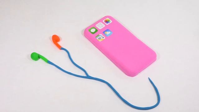 Learn Colors Kinetic Sand iPhone XI Peppa Pig Surprise Toys How To Make Play Doh Headphones For Kid смотреть онлайн