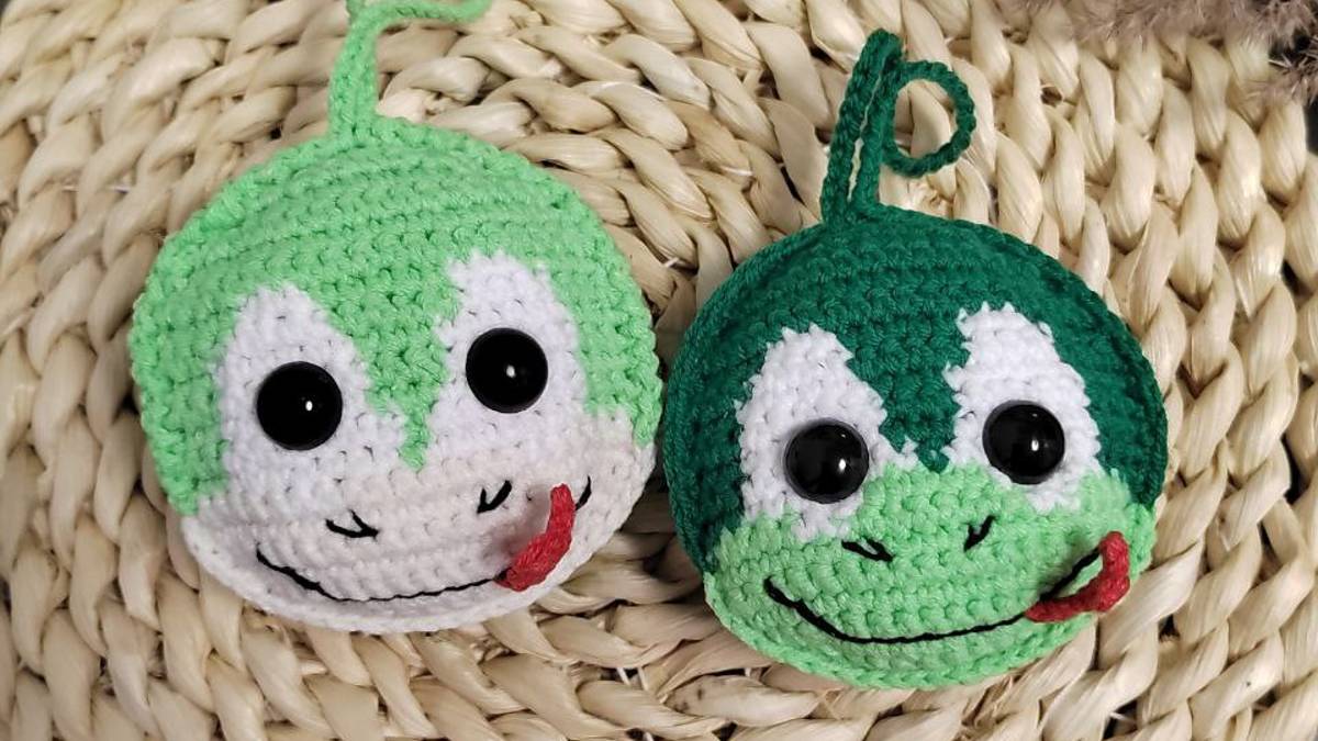 ЗМЕЙКА крючком. ЗМЕЙКА поворотными рядами. Елочная игрушка или магнитик. Crochet Snake Amigurumi