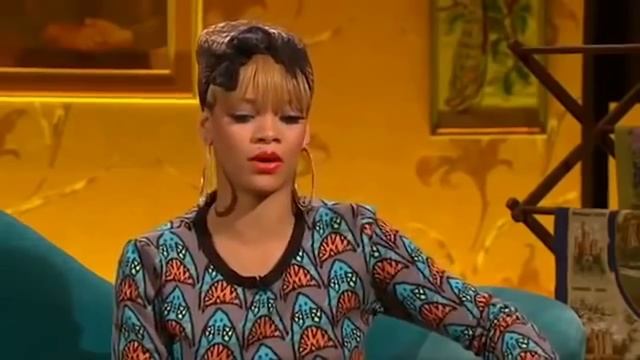 Rihanna Shows Alan Carr Some Dance Moves | Full Interview | Alan Carr: Chatty Man смотреть онлайн