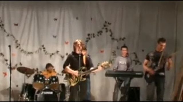 Титан Муравейник кавер Кино смотреть онлайн