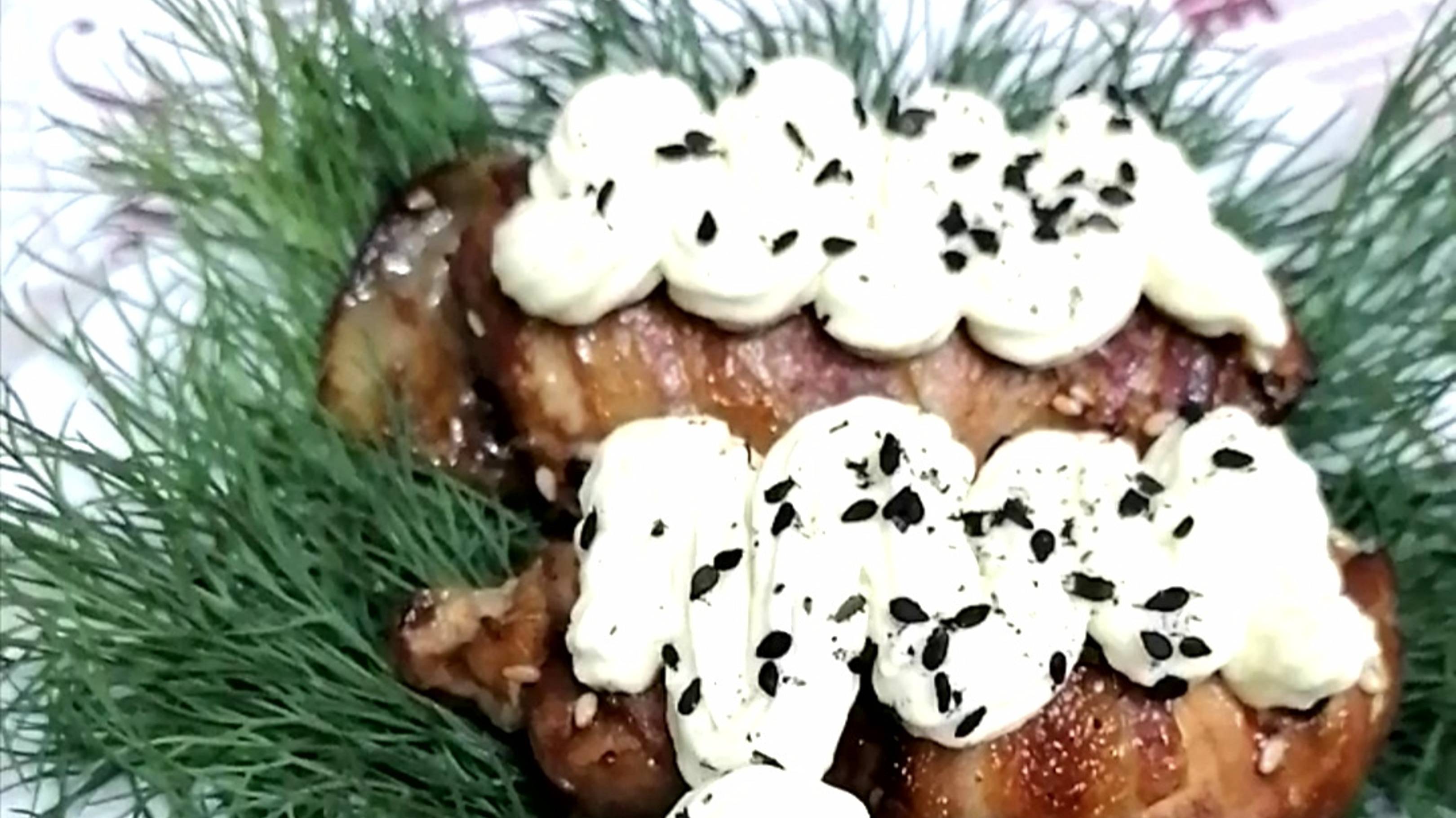 Пикантные рулетики из индейки