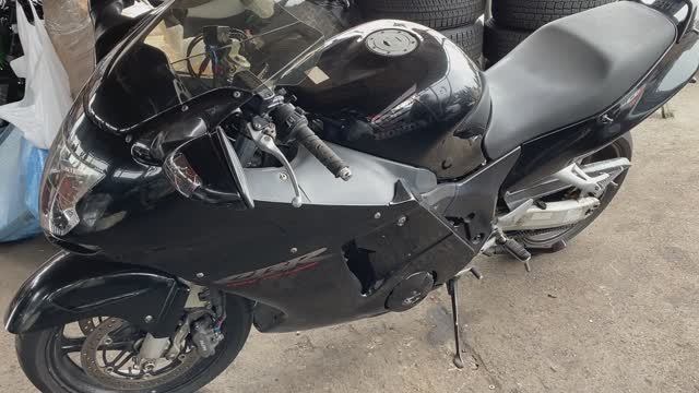 0547 - Honda CBR1100XX BLACKBIRD - JH2SC35A0VM002616 смотреть онлайн