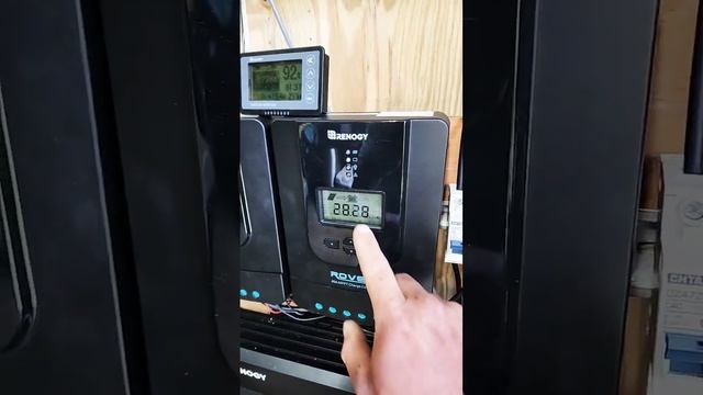 How I power my off grid shed with renogy and solar! смотреть онлайн