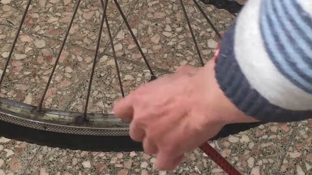 Cómo inflar una bici con pico de moto смотреть онлайн