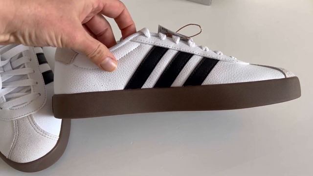 Review for Adidas Women’s VL Court 3.0 Sneaker in White/Black/Grey смотреть онлайн