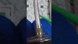 Автоклав, уплотнение и клапан накачки воздуха.