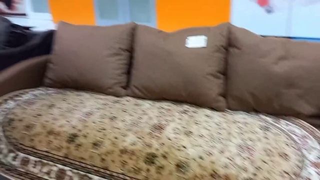 Болтаемся с мамой по магазинам🤩В поисках стульев🤣 смотреть онлайн