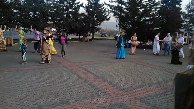 Автостопом в Индию (Красноярск) смотреть онлайн