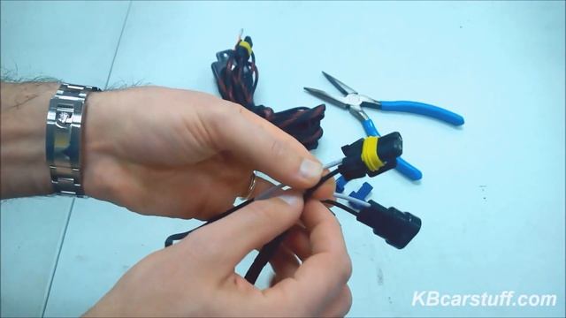 How to add a resistor to a Bi-Xenon HID kit relay harness смотреть онлайн