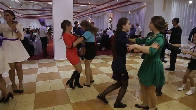 Україна.Закарпаття.Міжгіря гуляє. Весільна коломийка. смотреть онлайн