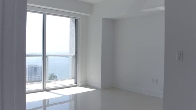 500 Brickell PH 4101 Unbranded смотреть онлайн