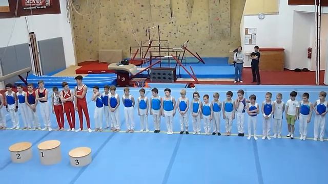 O zlatou placku 2016 - gymnastika - Daniel Brom смотреть онлайн