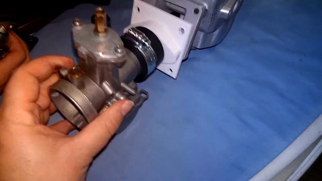 Custom Yamaha DT carburetor Joint смотреть онлайн